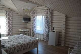 Гостиница Рябиновые бусы Каменномостский Бюджетный двухместный номер с 1 кроватью-1